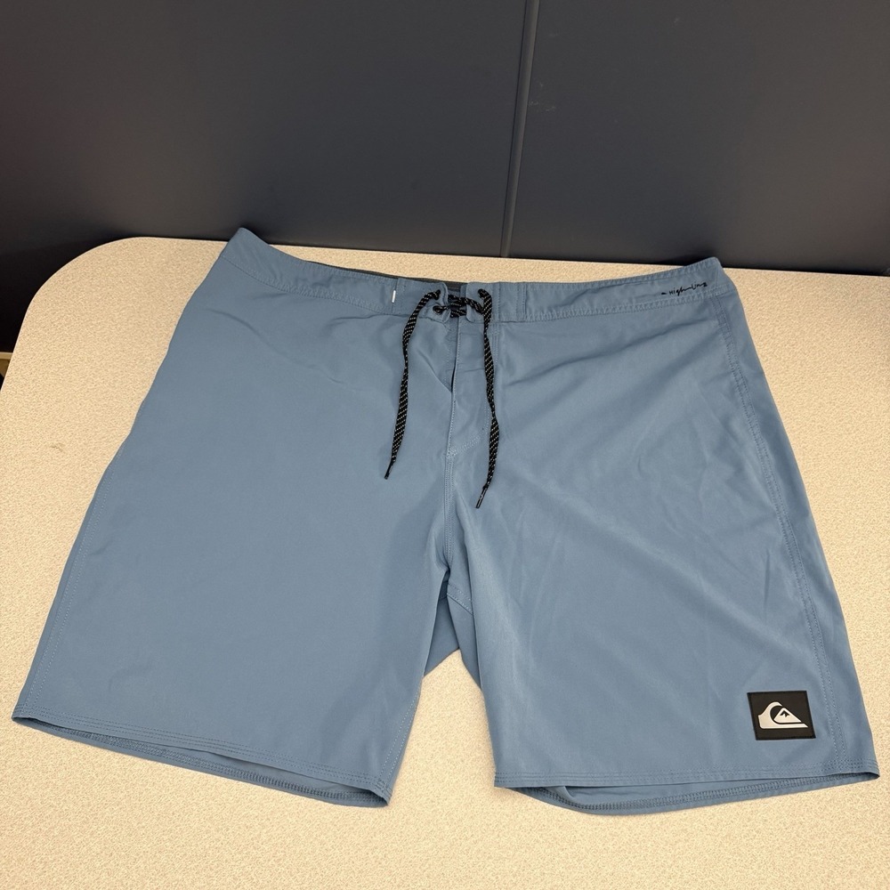 Quiksilver Mens blue Highline Kaimana 20" Boardshorts swim shorts size 42